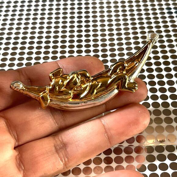 Vintage to Modern Multi Strand Faux Pearl Stretch Bracelet Silver Spacer B#12 - Picture 1 of 8